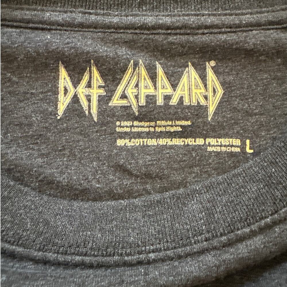 Def Leppard Rock of Ages 1983 Crew Neck Sweatshirt Fleece Lined Gray Size L - Picture 10 of 13